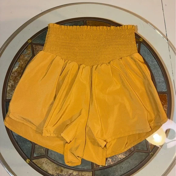 Aerie - Real Me Smocked Running Shorts - Picture 2 of 6